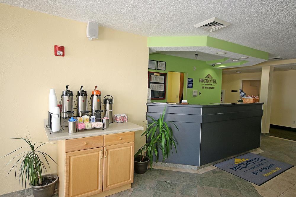 Microtel Inn & Suites By Wyndham Statesville Εξωτερικό φωτογραφία