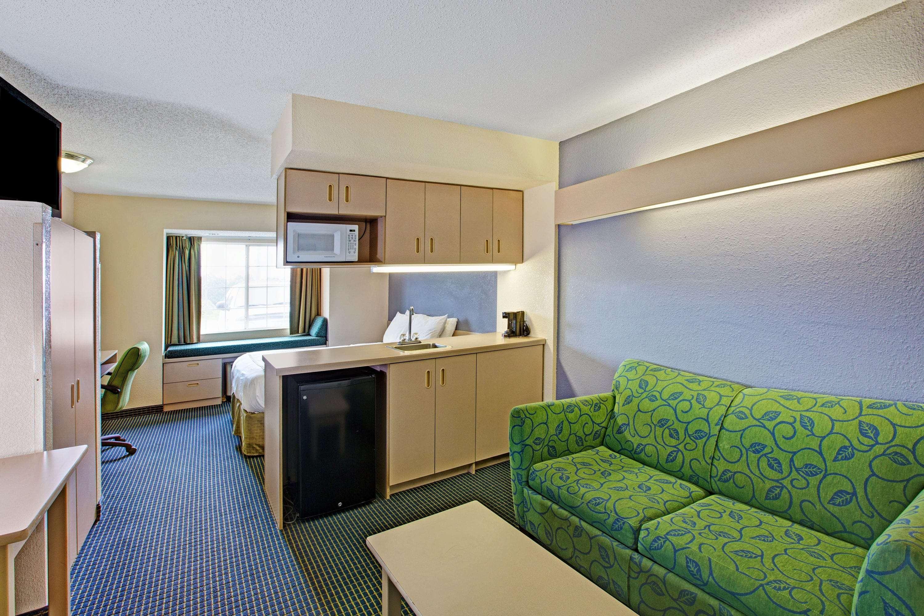 Microtel Inn & Suites By Wyndham Statesville Εξωτερικό φωτογραφία