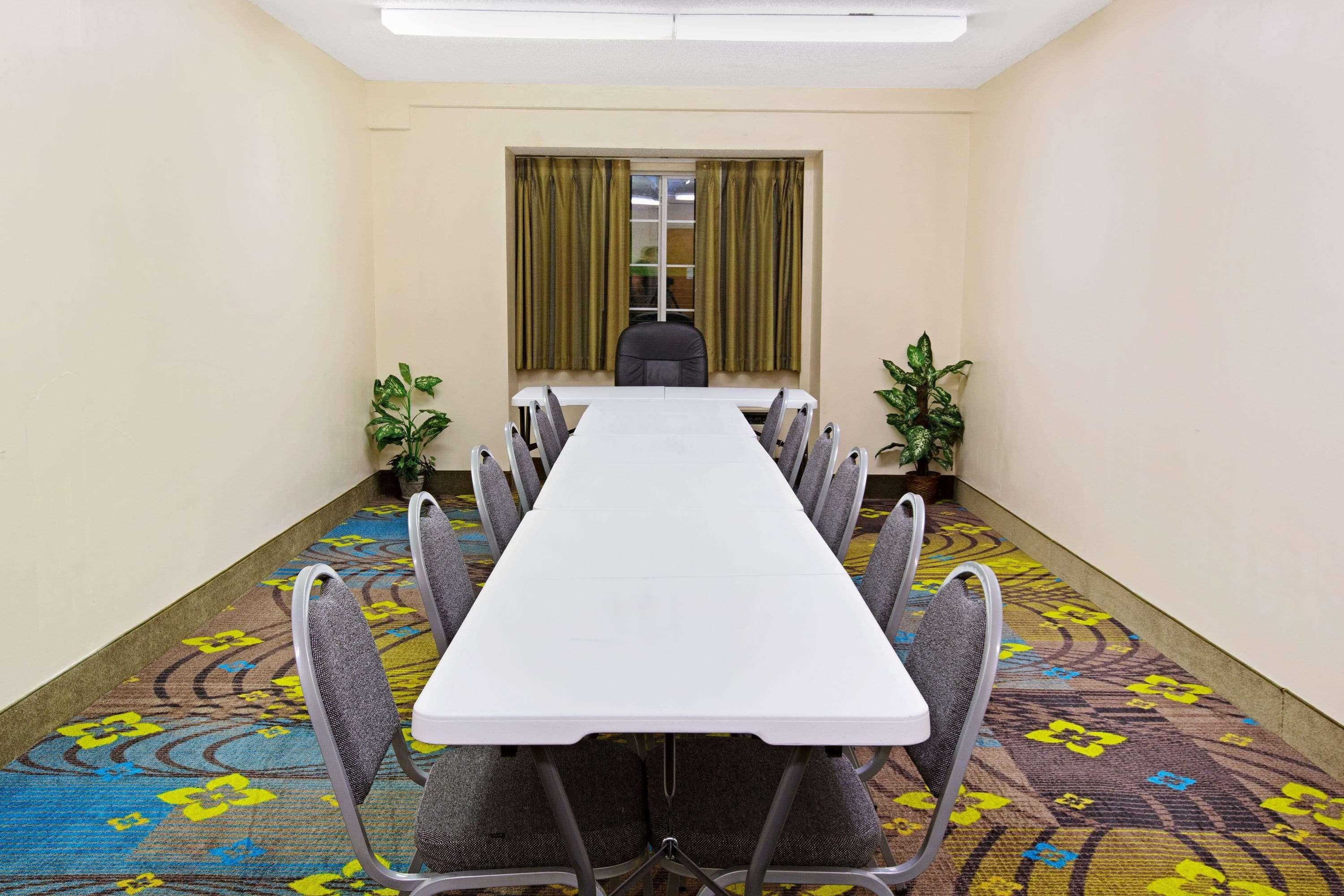 Microtel Inn & Suites By Wyndham Statesville Εξωτερικό φωτογραφία